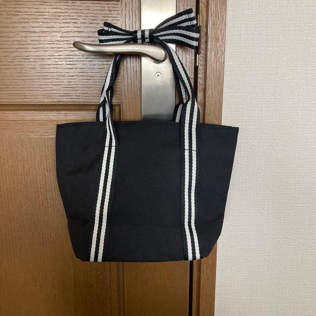 CHANELミニトートバッグ　ノベルティ　非売品