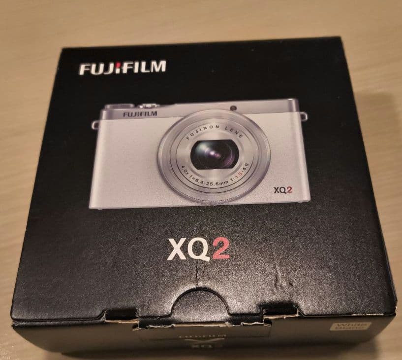 FUJIFILM XQ2 高級コンデジ Wi-Fi 動作確認済み 元箱付 美品