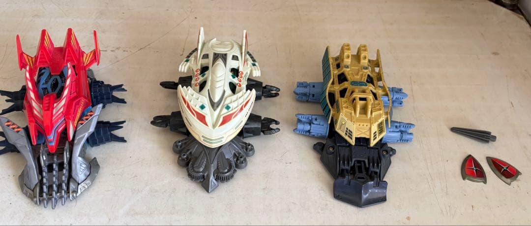 【引退品】クラッシュギア 大量39個まとめ売り 当時物 ガルダフェニックス他