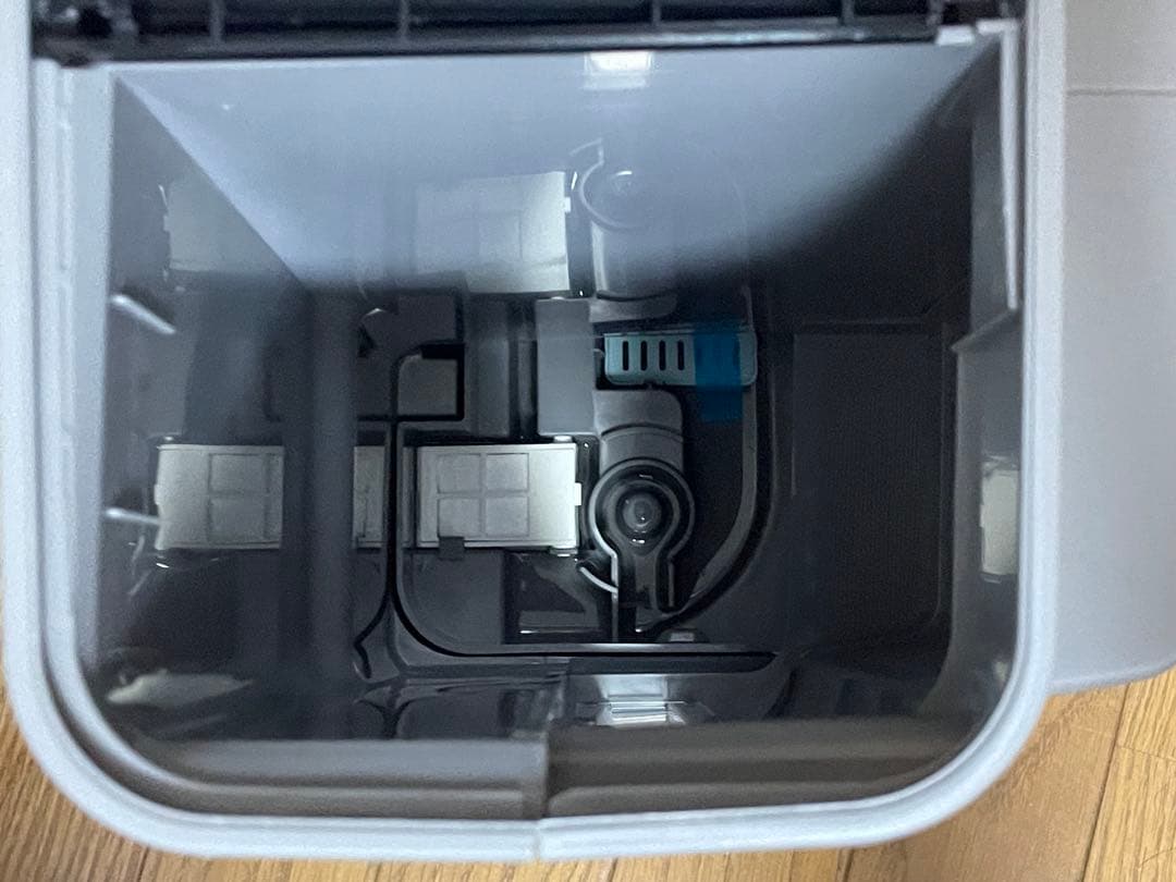 美品 アイリスオーヤマ 加湿セラミックファンヒーター JKC125D1-H