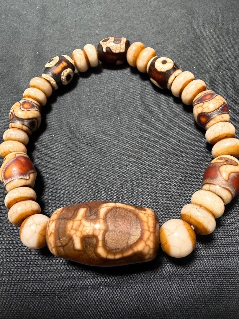 台湾天珠‼️西蔵老礦玉髄骨董龍紋宝瓶天珠ブレスレット