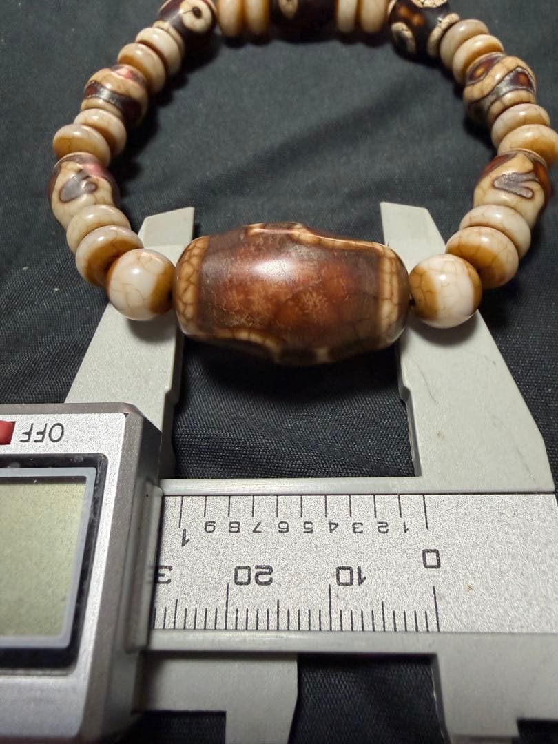 台湾天珠‼️西蔵老礦玉髄骨董龍紋宝瓶天珠ブレスレット