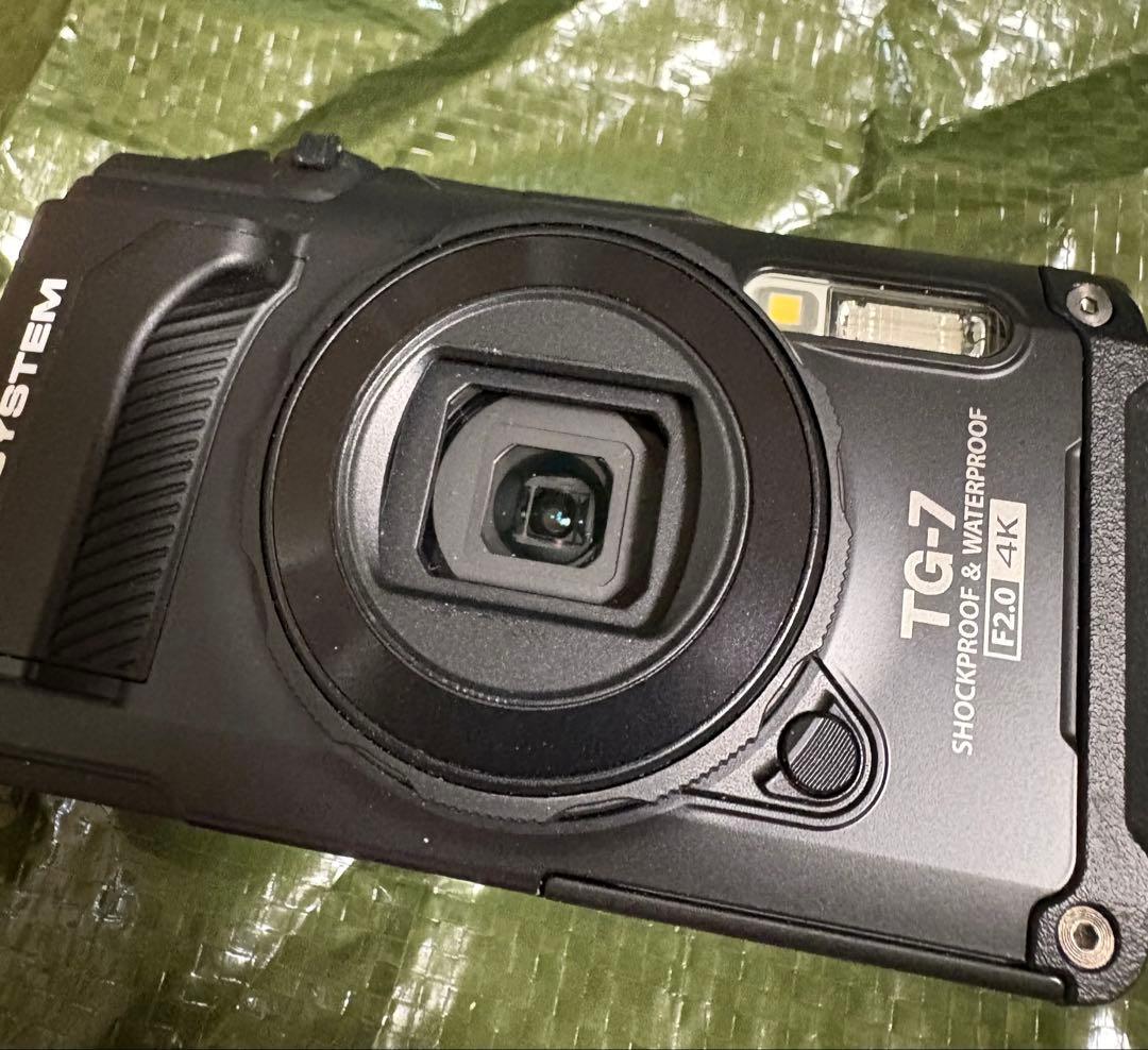 【中古良品】OM SYSTEM Tough TG-7 BK 開閉レンズカバー付