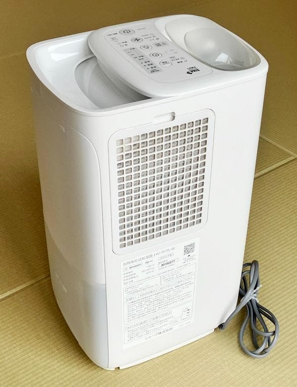 シャープ加湿器 HV-R75（加熱気化式）