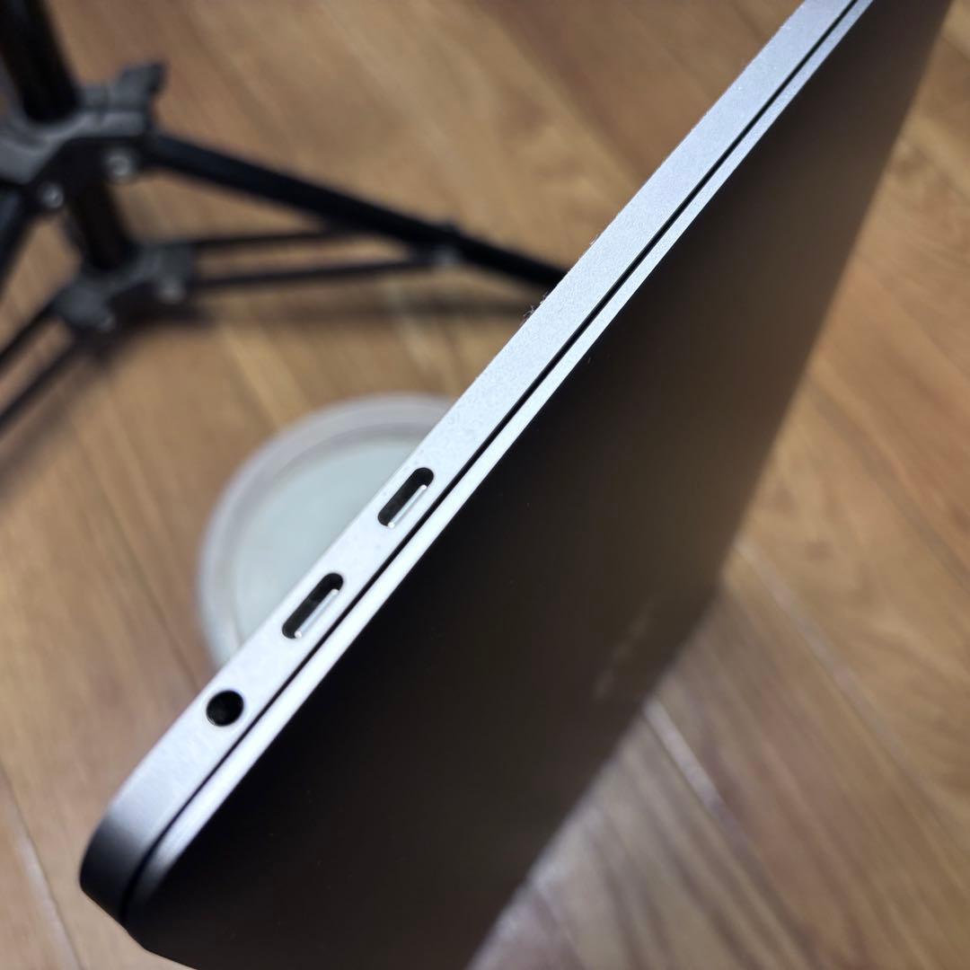 【訳あり】MacBook Pro 2020 Quad-Corei5/16GB