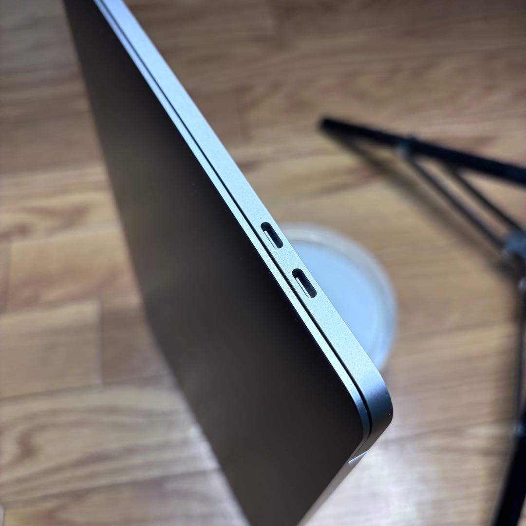 【訳あり】MacBook Pro 2020 Quad-Corei5/16GB
