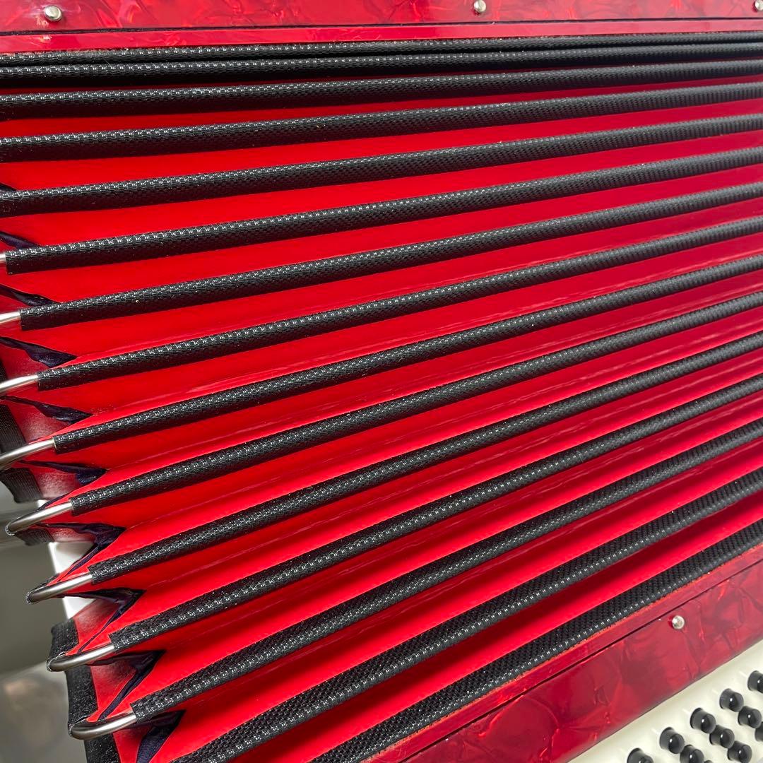 【使用感の少ない美品/動作確認済み】YAMAHA ３２鍵盤 アコーディオン