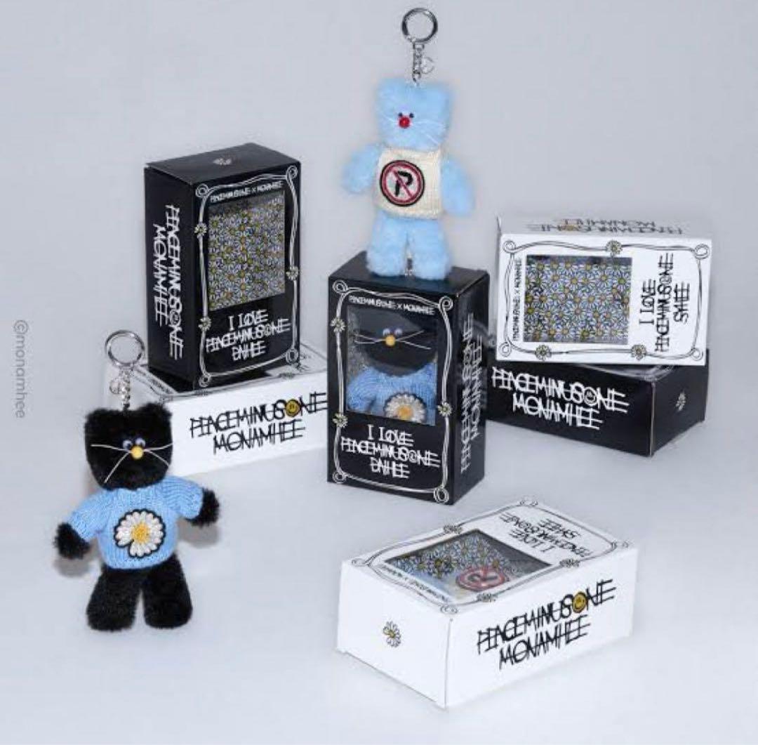 ぬいぐるみ PEACEMINUSONE X MONAMHEE