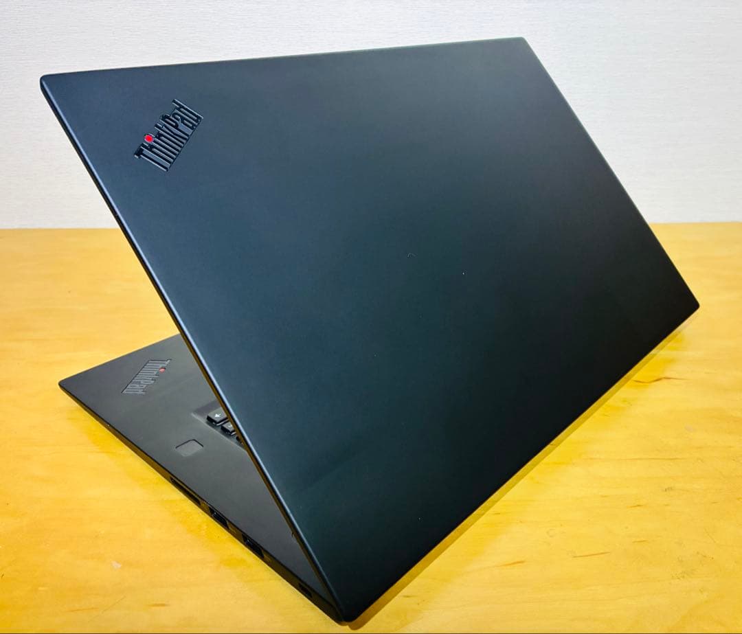 ThinkPad P1 Gen3 i7/32G/1T/15.6インチ4K/GPU