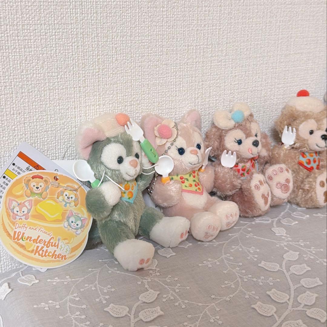 お顔厳選ディズニーシー　ダッフィー&フレンズぬいぐるみバッジ ワンダフルキッチン