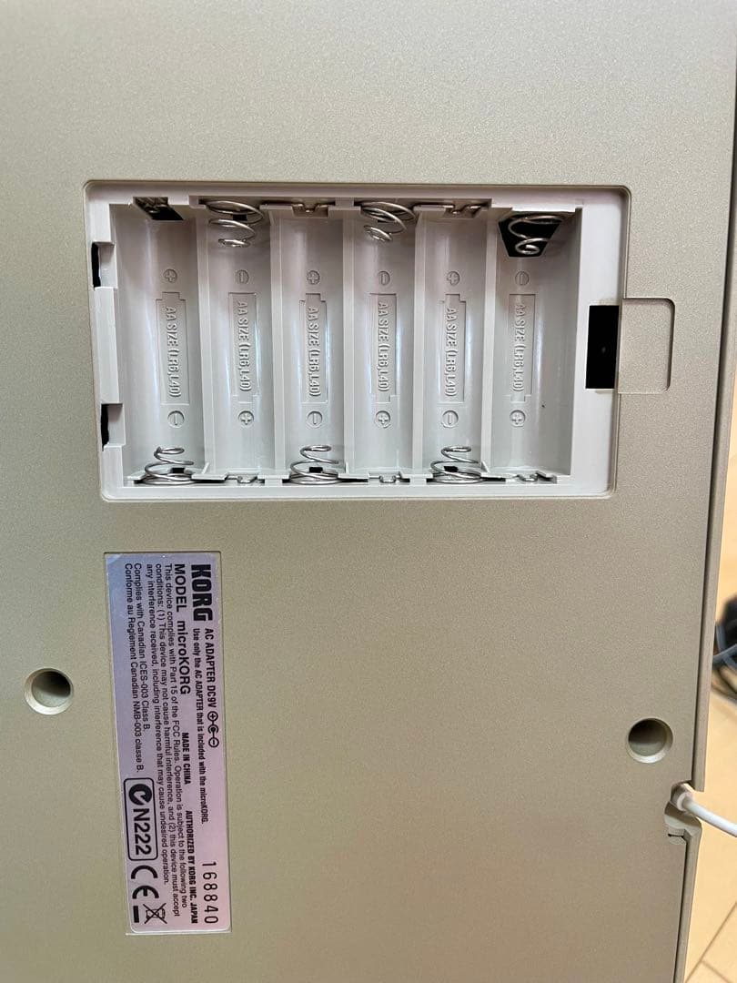 (専用ケース付属) KORG microKORG シンセサイザー 動作確認済み