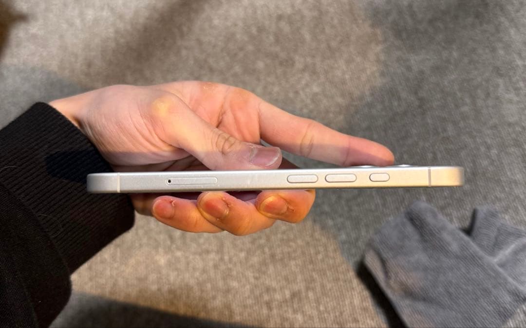 Apple iPhone 16ホワイト 128gb