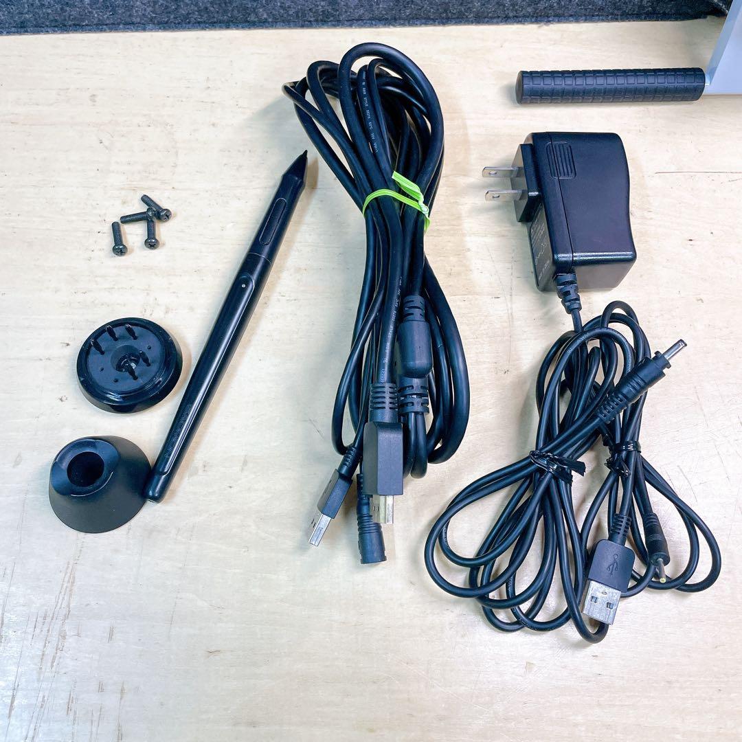 液晶タブレット　液タブ　GAOMON PD1560 ペンタブレット　15.6