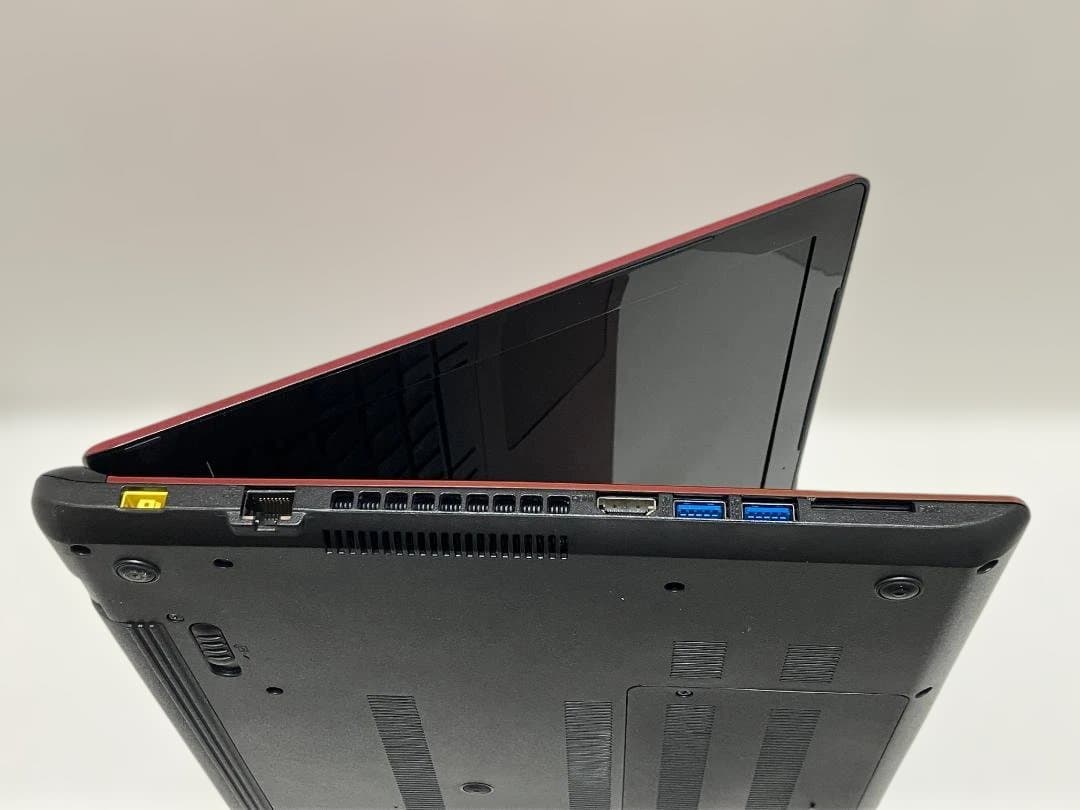 NECノートパソコン Celeron/8GB/SSD/Windows11