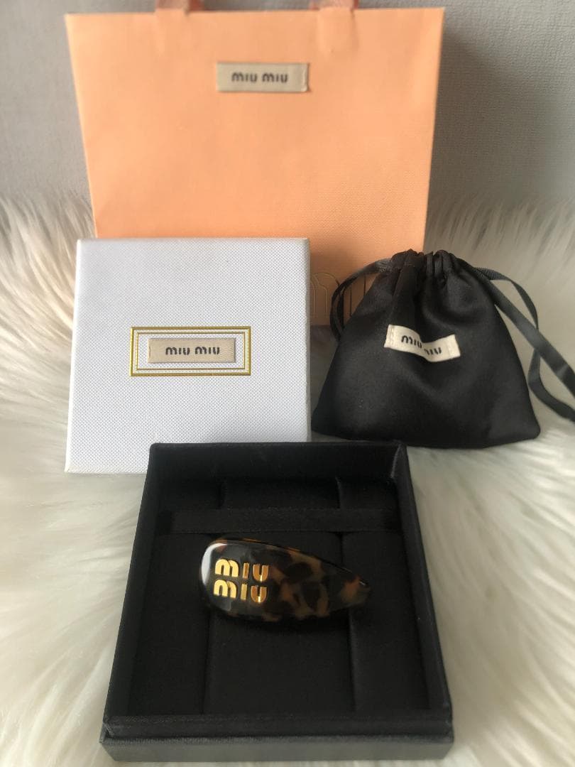 レオパート　ヘアピン　ゴールドロゴ　ダークブラウン　綺麗　レディース　美品