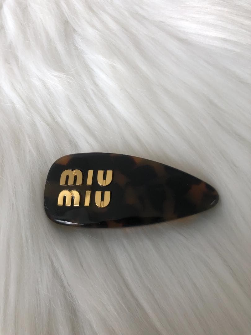 レオパート　ヘアピン　ゴールドロゴ　ダークブラウン　綺麗　レディース　美品