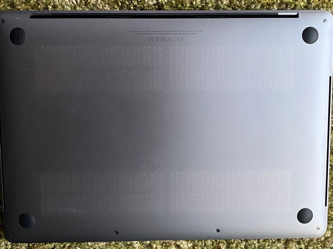 MacBook Pro 13インチ 2016年モデル