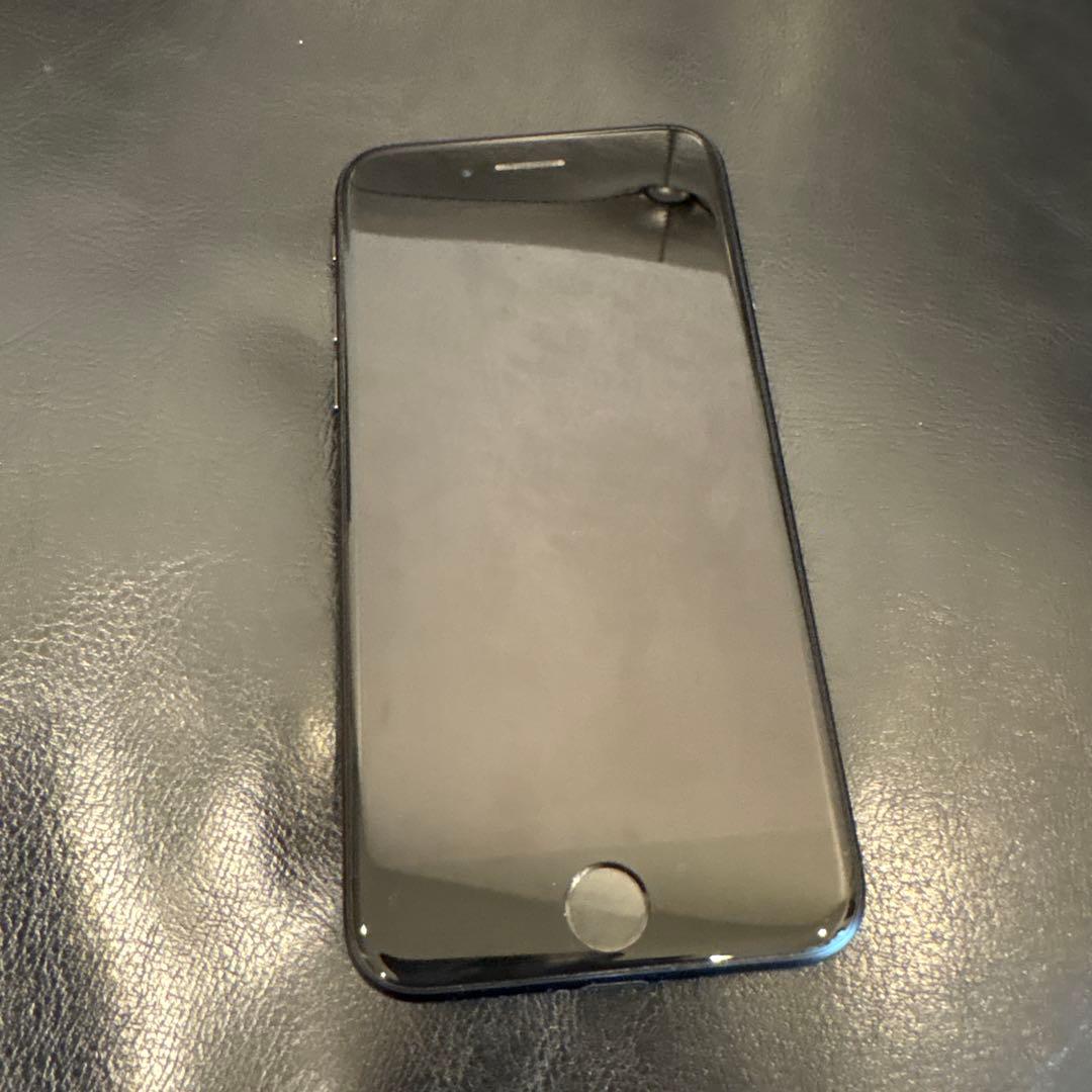 Apple iPhone 7 ブラック