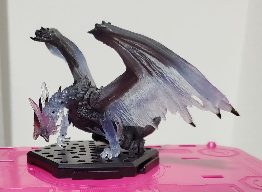 モンスターハンター　モンハン　　ゼノジーヴァ(臨界状態)　フィギュア