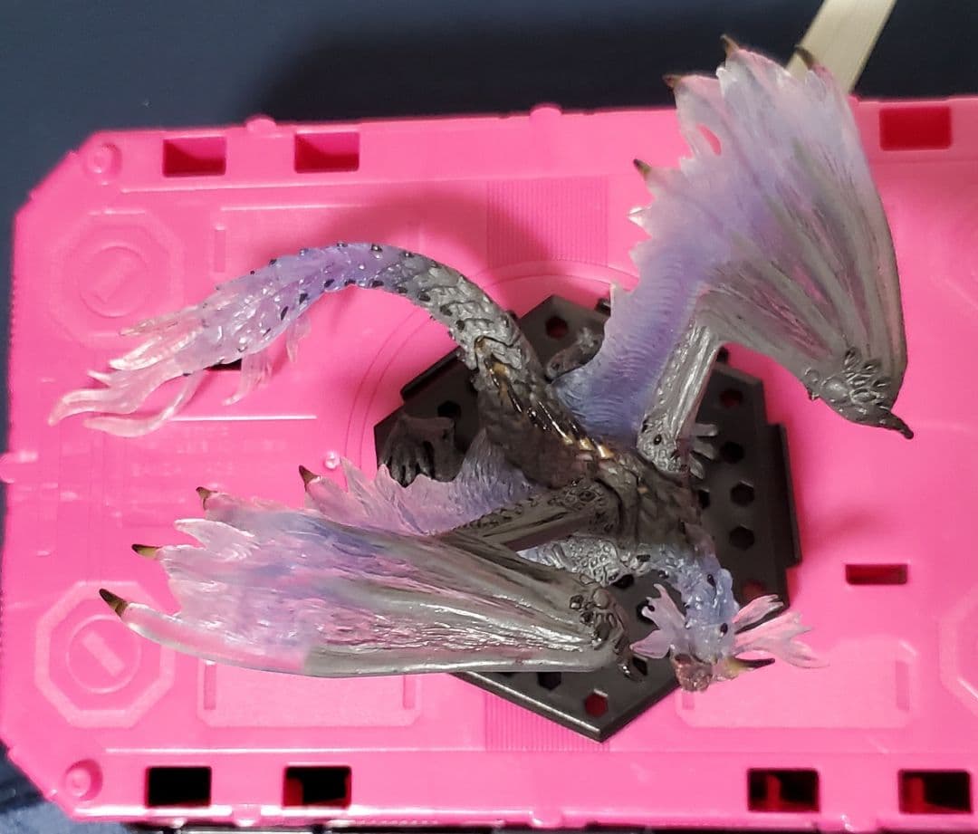 モンスターハンター　モンハン　　ゼノジーヴァ(臨界状態)　フィギュア