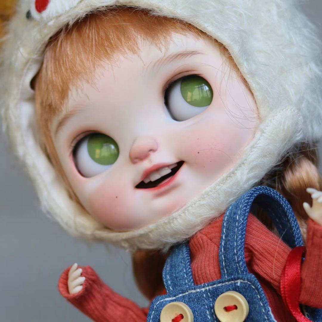 作家様カスタムブライス 人形 かわいい 元気 ドール 笑顔 まんまる