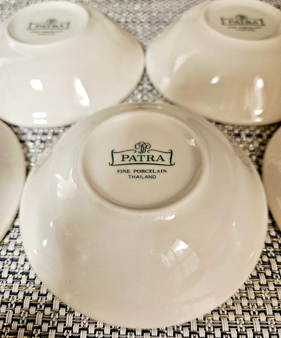 タイ製　老舗高級食器メーカ　PATRA社　金彩縁取　径10.0cm　ボール10客