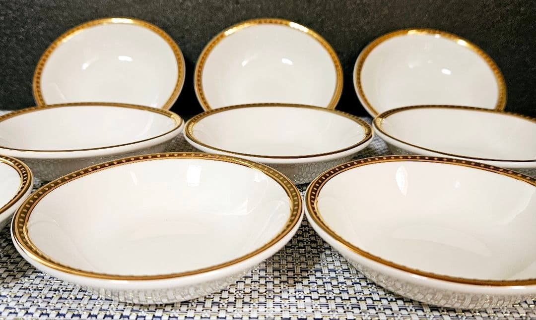 タイ製　老舗高級食器メーカ　PATRA社　金彩縁取　径10.0cm　ボール10客