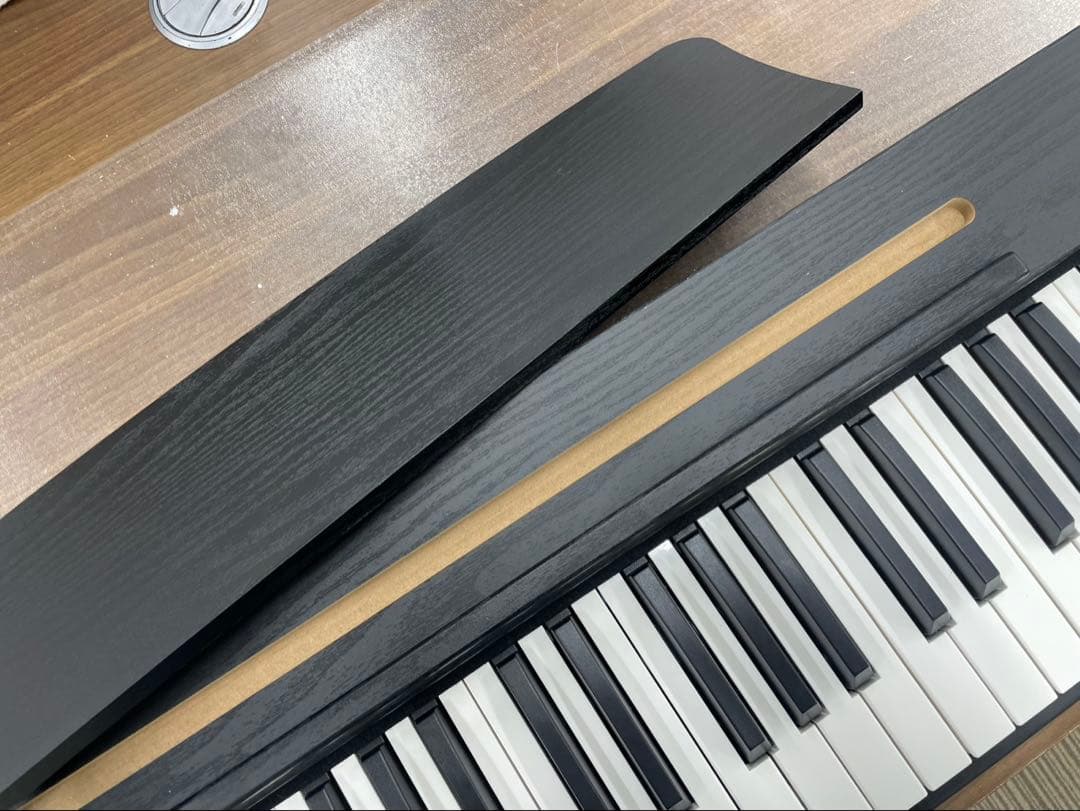電子ピアノ88鍵盤　木目調ボディ　給電タイプ　ブラック