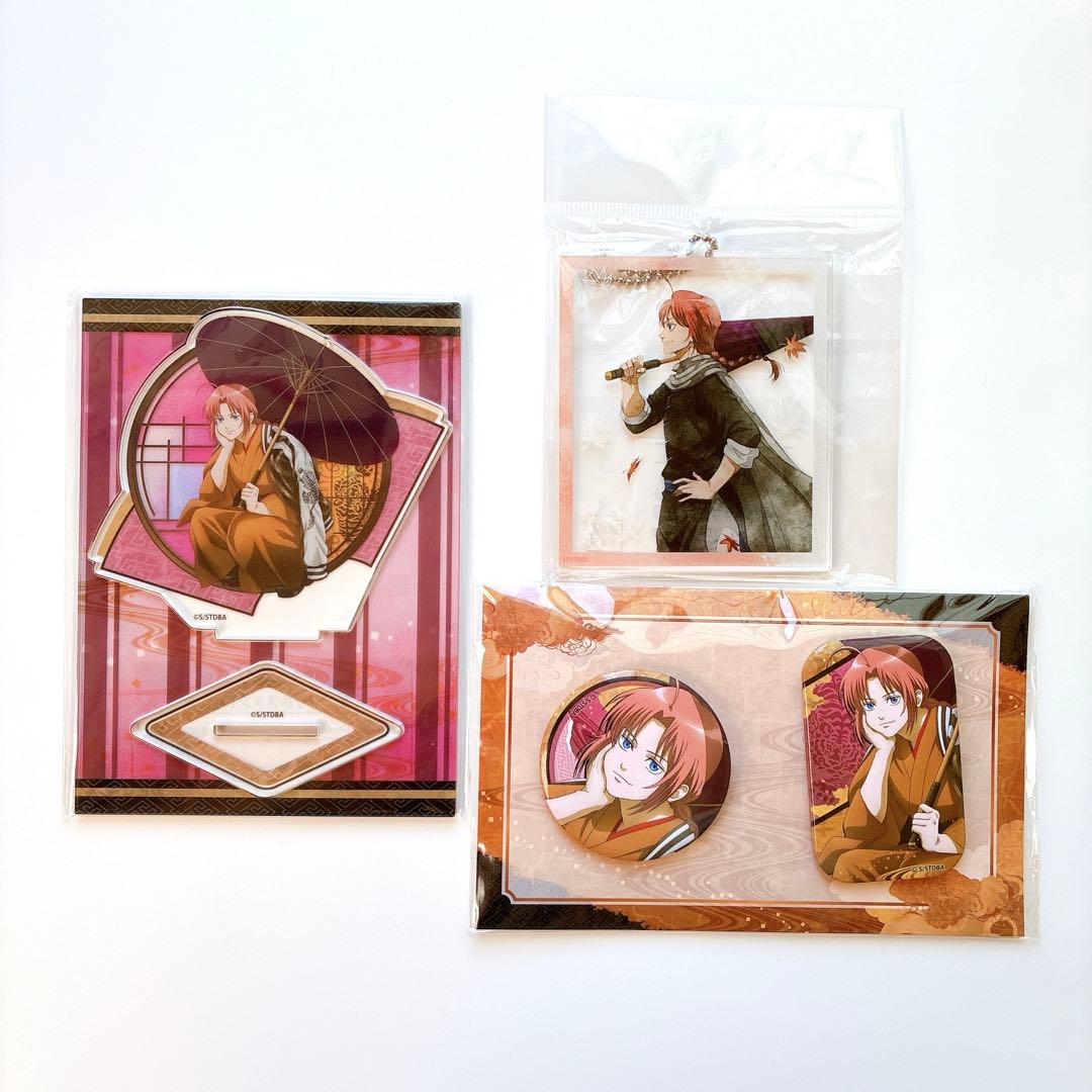 銀魂 神威 缶バッジ アクリルキーホルダー アクリルスタンド など 29点