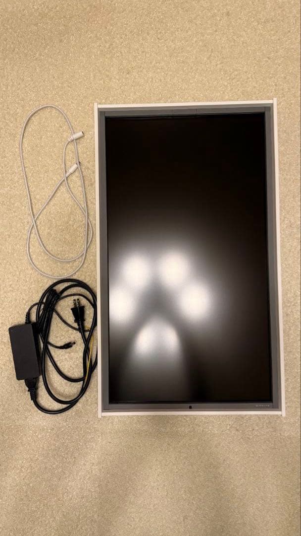 Atmoph Window 2 Basic(ホワイト)