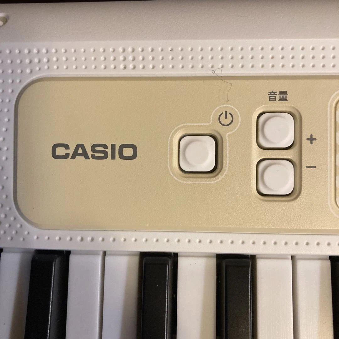 CASIO 光ナビゲーション　キーボード　LK325