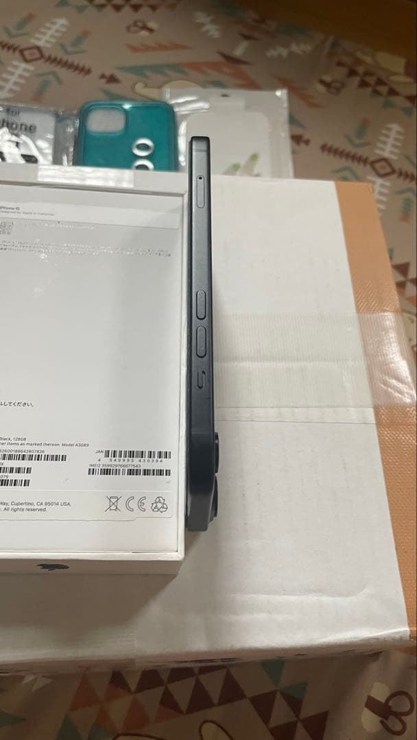 超美品 iPhone 15 128GB 黒 SIMフリー動作確認済 付属品完備