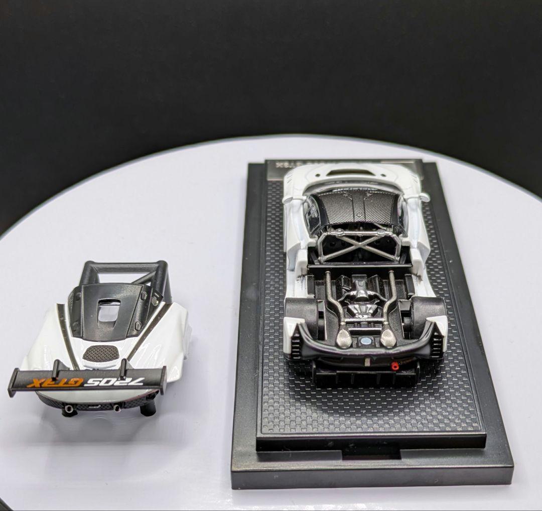 1/64マクラーレン 720S GT3X＆ピットクルーフィギュア