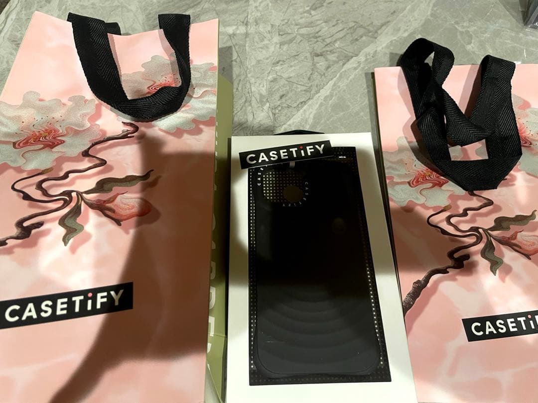CASETiFY ブラック マット iPhone15用ケース
