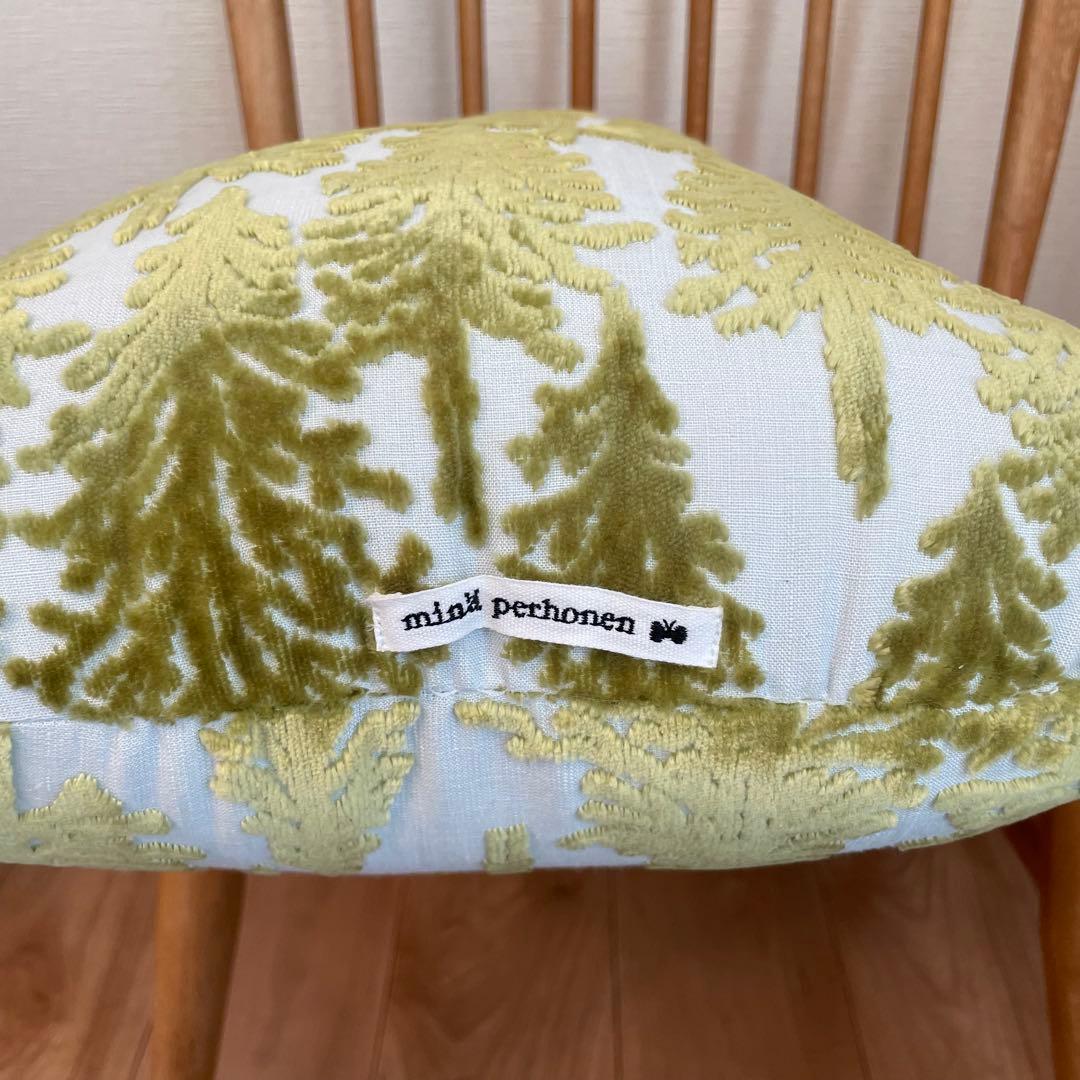 うさぎクッション ミナペルホネン