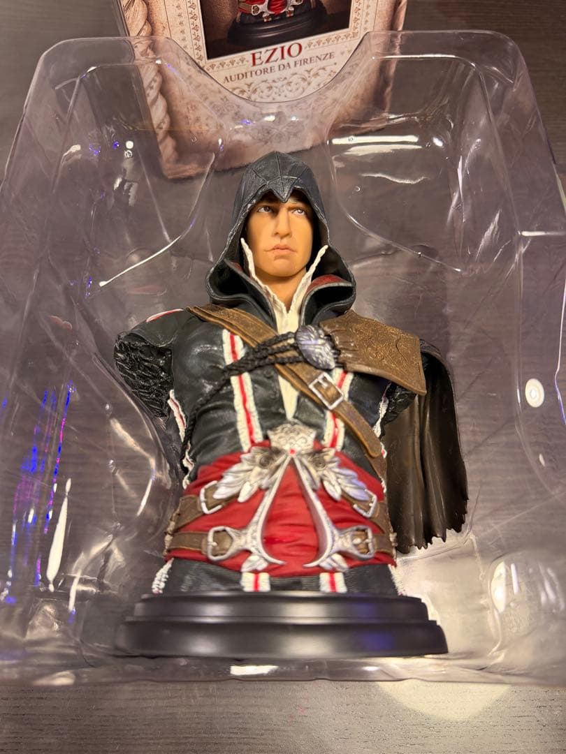 【フィギュア】アサシンクリードⅡ　エツィオ胸像　サウンドトラックCD リトグラフ