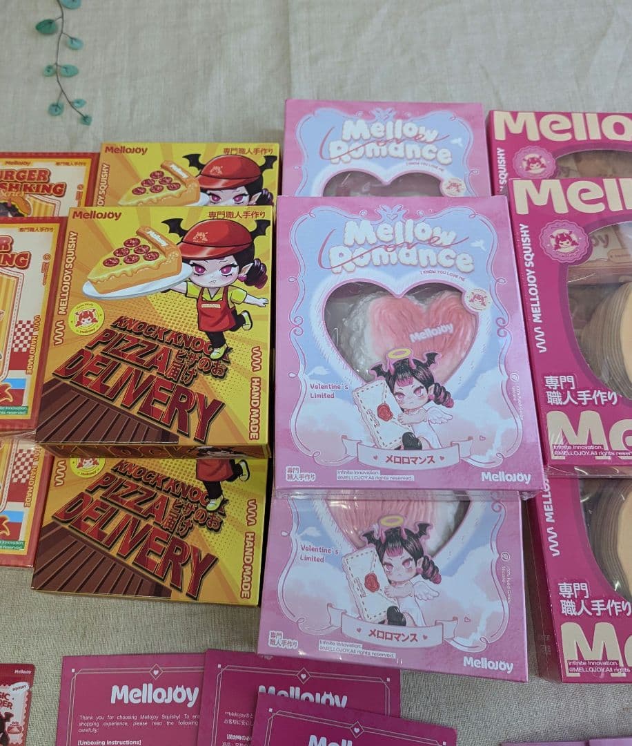 メロジョイ　16個まとめ売り　Mellojoy スクイーズ ぱんぱんパンケーキ他