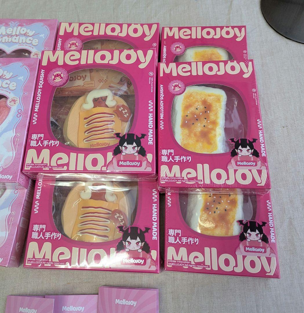 メロジョイ　16個まとめ売り　Mellojoy スクイーズ ぱんぱんパンケーキ他