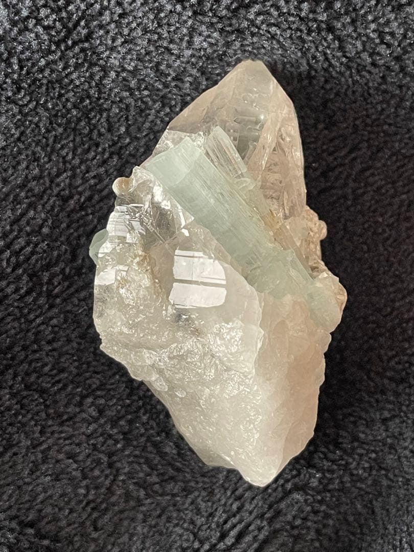 専用アクアマリン原石インクォーツ虹貫入アクアマリン　グランドレコードキーパー