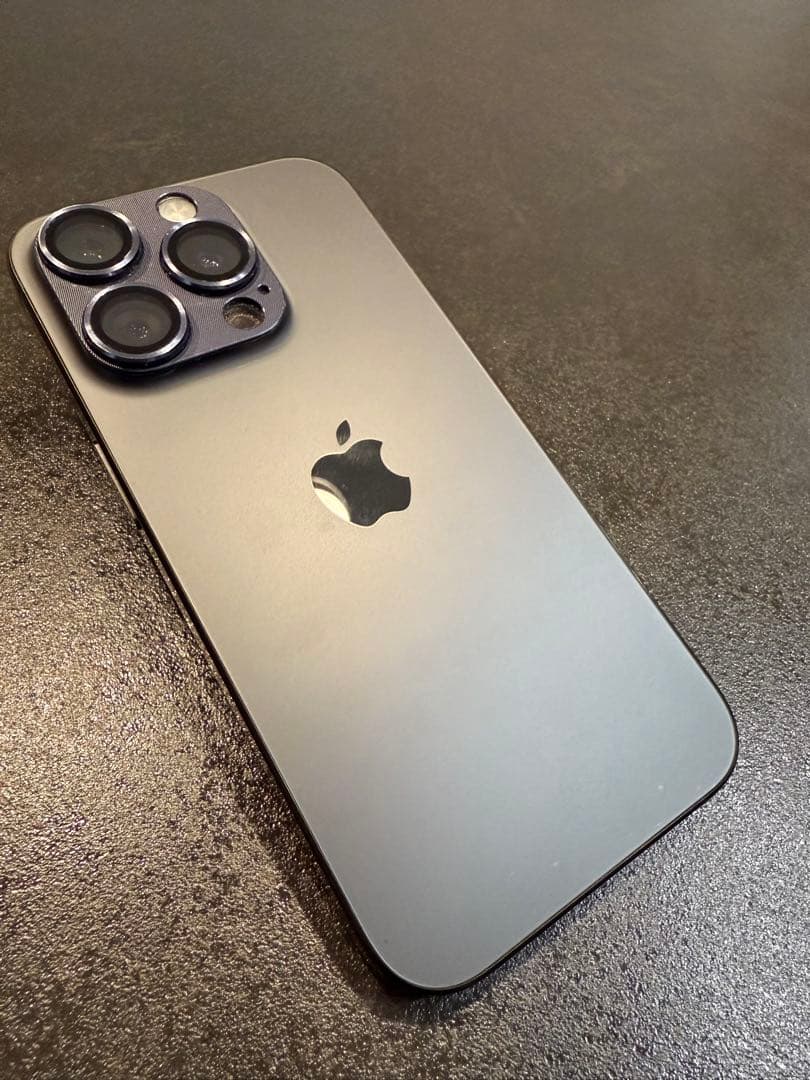 【極美品/訳アリ】iPhone 15pro 256G ブラック　ジャンク