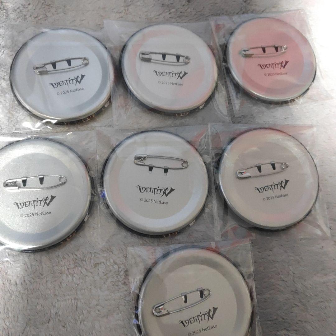 IdentityⅤ　第五人格　夜の番人　缶バッジ