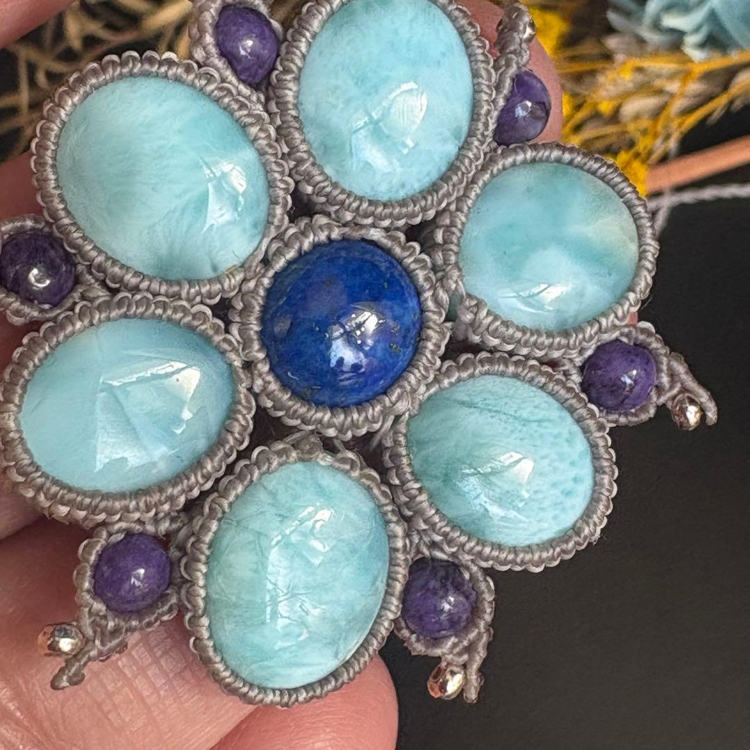 (さかい)小粒ラリマー×ラピスラズリ×チャロアイトのマクラメネックレス