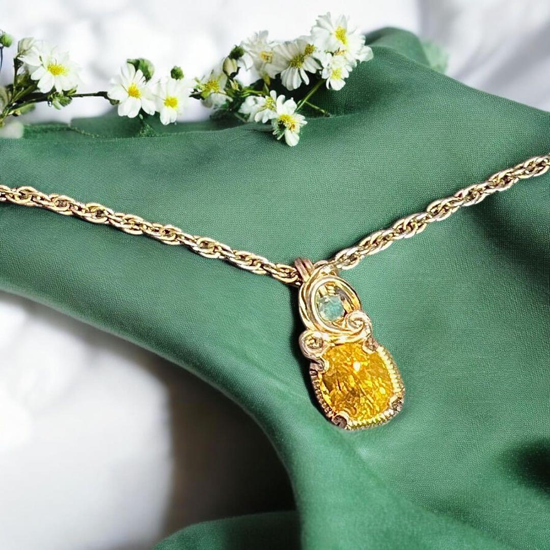 【for ☆ よとぽん ☆様】スフェーン　ワイヤーラッピング　ペンダントトップ