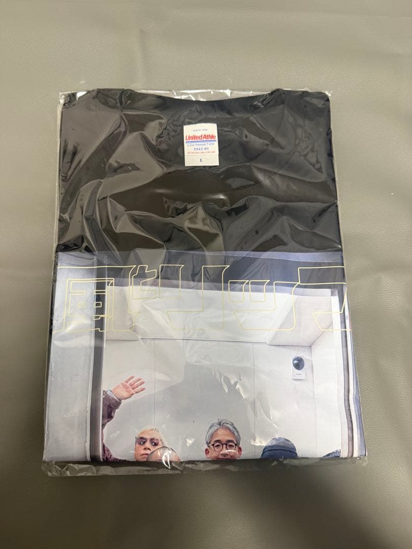 風とリップ展即完売品！ラスト1!限定Tシャツ