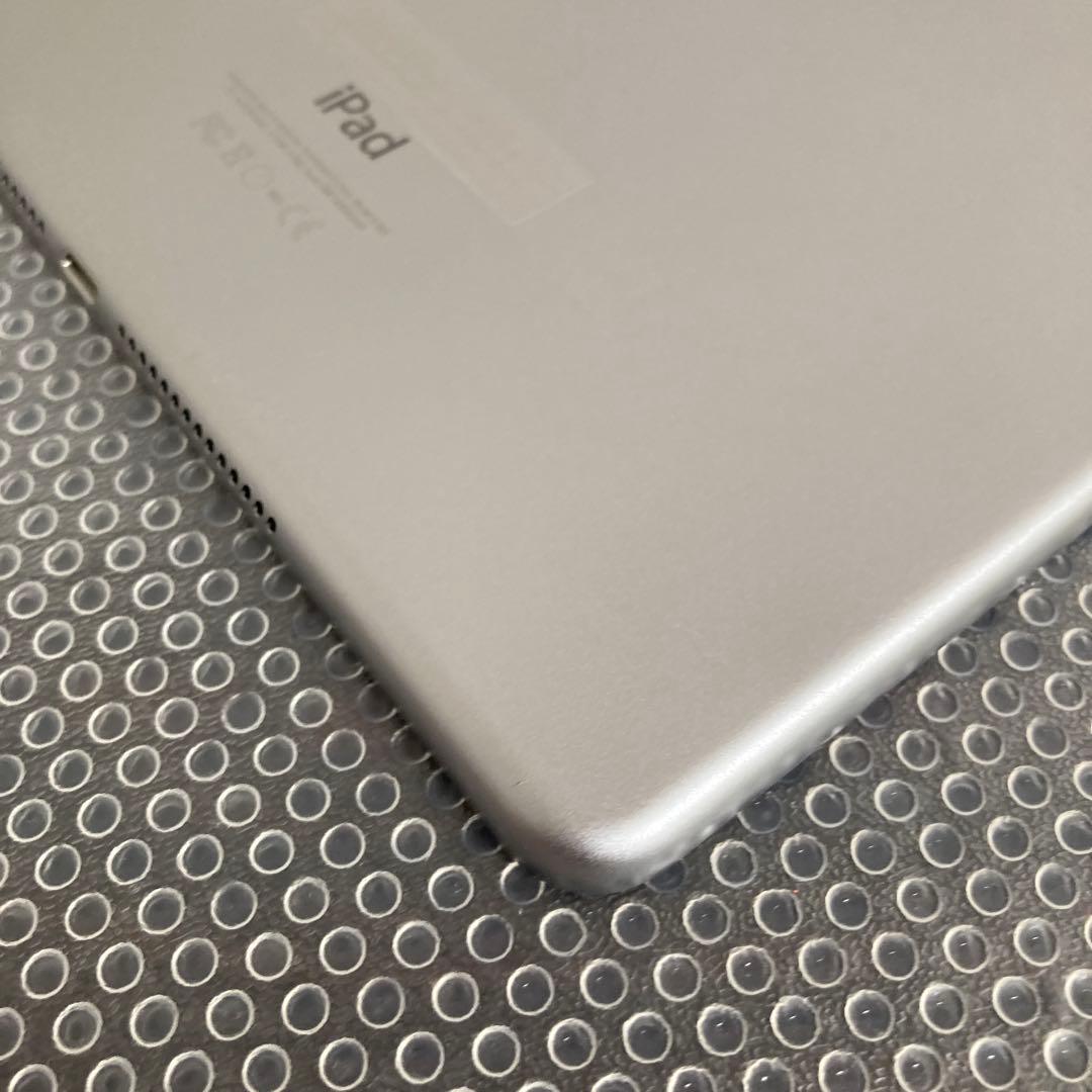 188【早い者勝ち】電池ほぼ新品☆比較的美品☆iPadAir2第2世代128GB