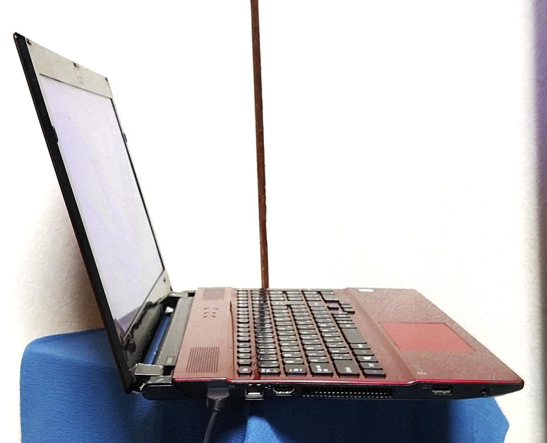 NEC高性能7世代CPU最新Windows11メモリ4GB高速SSD120GB