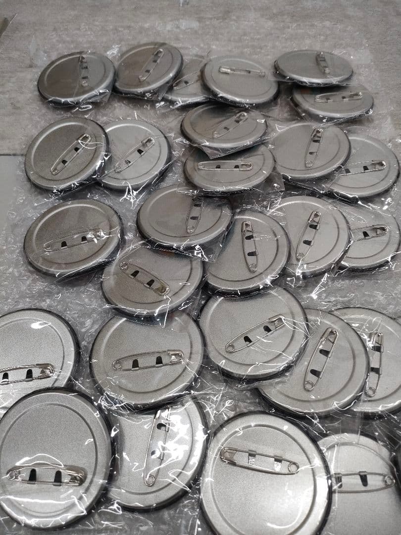 ◎7/1120m07 あんスタ 中国 時光缶バッジ 天城一彩 29個