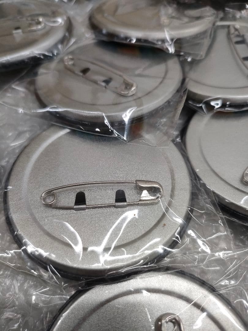 ◎7/1120m07 あんスタ 中国 時光缶バッジ 天城一彩 29個