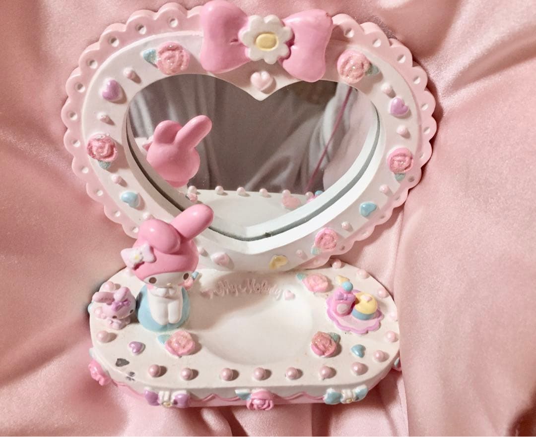 サンリオ正規品マイメロディー置き物スタンドミラー小物入れインテリア希少品レア鏡