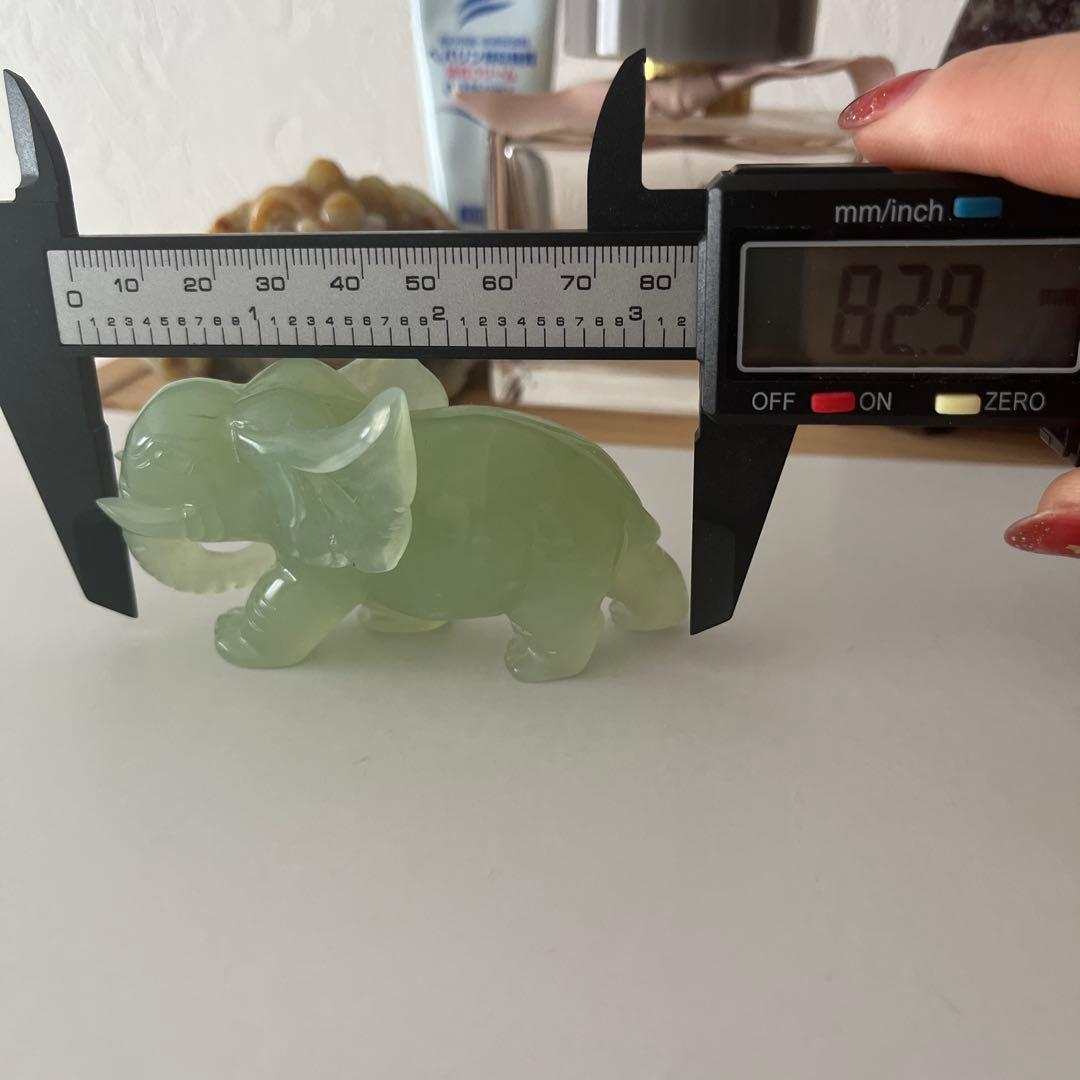 本翡翠 象 貴重 飾